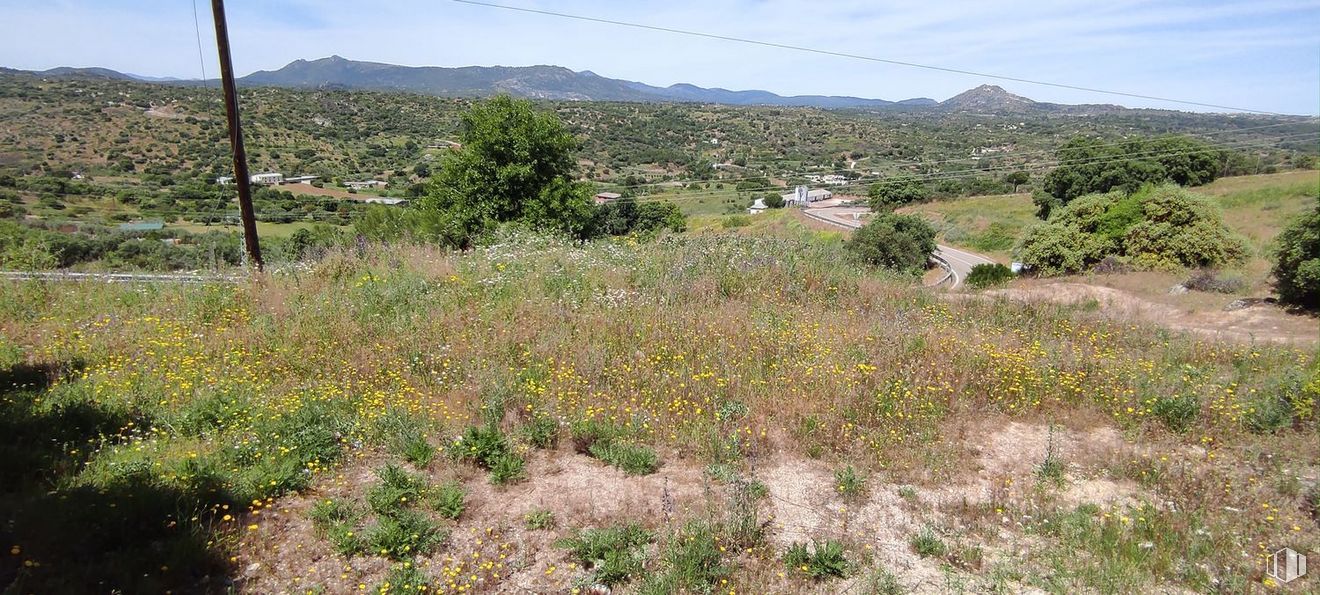 Land for sale at Zona Centro, Almorox, Toledo, 45900 with plant, sky, cloud, mountain, natural landscape, land lot, groundcover, tree, plain and grassland around