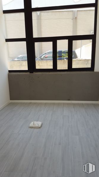 Oficina en venta en Calle Secoya, 14, Carabanchel, Madrid, 28054 con ventana, madera, rectángulo, accesorio, piso, pared, suelo, material compuesto, material de construcción y tintes y matices alrededor