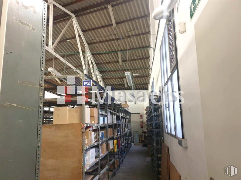 Retail for sale at Zona metropolitana, Coslada, Madrid, 28020 with shelving, warehouse, shelf, inventory, metal, shipping box, box, cardboard packaging, building material and factory around