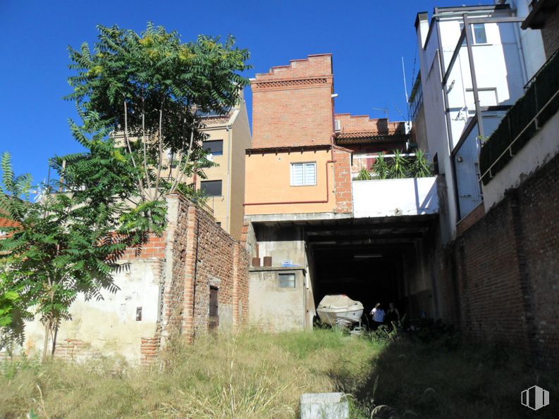 Suelo en alquiler y venta en Calle Puerto Alto, Puente de Vallecas, Madrid, 28053 con cielo, planta, edificio, ventana, chalet, barrio, accesorio, árbol, zona residencial y bienes raíces alrededor