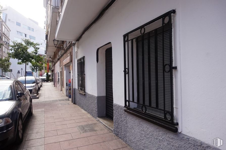 Local en alquiler en Zona Centro, Torrejón de Ardoz, Madrid, 28850 con coche, rueda, edificio, ventana, vehículo terrestre, vehículo, neumático, iluminación automotriz, planta y casa alrededor