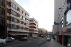 Local en alquiler en Avenida Castilla La Mancha, Cuenca, 16003 con coche, edificio, vehículo terrestre, durante el día, propiedad, cielo, rueda, ventana, nube y vehículo alrededor