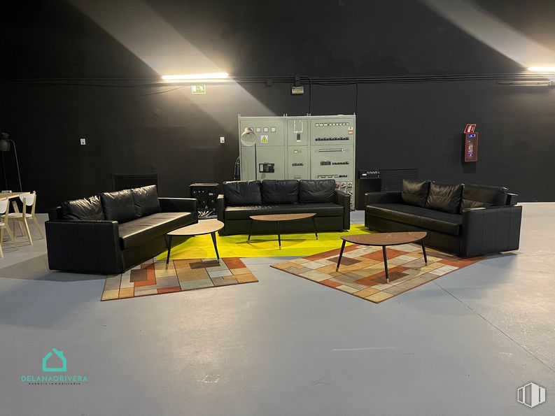 Retail for rent at Zona Los Ángeles de San Rafael, El Espinar, Segovia, 40424 with couch, table, automotive design, flooring, floor, hall, studio couch, building, event and space around