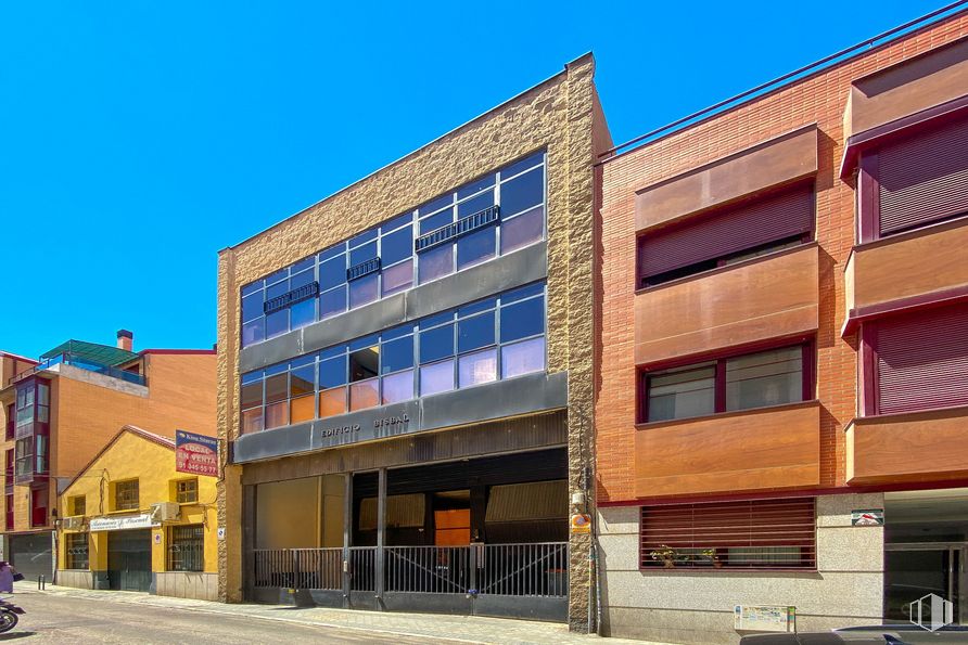 Oficina en alquiler en Pasaje Bisbal, 6, Salamanca, Madrid, 28028 con edificio, ventana, propiedad, cielo, arquitectura, diseño urbano, barrio, área residencial, propiedad material y fachada alrededor