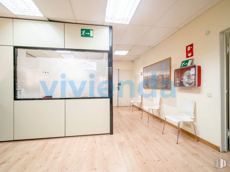 Oficina en venta en Calle Explanada, 8, Moncloa - Aravaca, Madrid, 28040 con ebanistería, silla, edificio, diseño de interiores, suelo, piso, madera, bienes raíces, techo y fachada alrededor