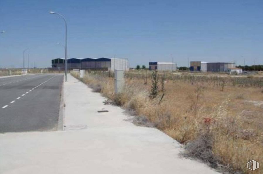 Suelo en venta en Sect S-01Parcela M13-01, Yepes, Toledo, 45313 con luz de la calle, cielo, planta, ecorregión, lote de terreno, superficie de la carretera, asfalto, paisaje, llano y carretera alrededor