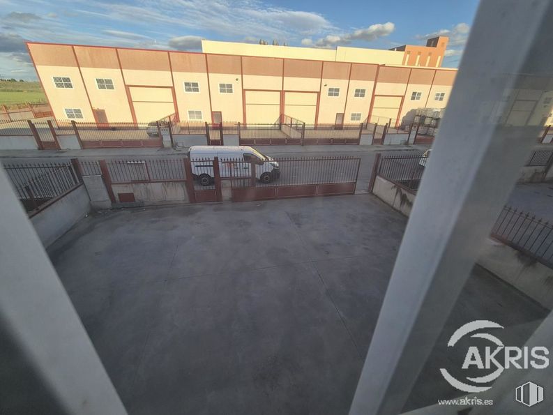 Industrial for sale at Carretera Toledo, Villaseca de la Sagra, Toledo, 45292 with sky, building, urban design, shade, cloud, asphalt, house, facade, city and parking around