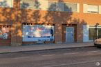 Retail for sale at Calle Malacuera, Torrelaguna, Madrid, 28180 with window, building, door, road surface, asphalt, facade, tints and shades, automotive lighting, brick and rectangle around