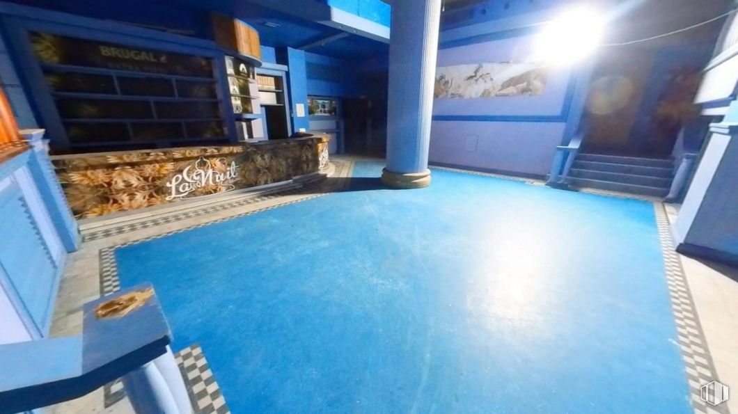 Retail for rent at Plaza Campana, Toledo, 45001 with blue, azure, building, water, architecture, floor, swimming pool, flooring, leisure and sky around