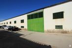 Industrial for sale at Calle Cuevas, 28, Borox, Toledo, 45222 with car, window, building, automotive parking light, sky, automotive tire, tire, fixture, asphalt and door around