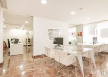 Oficina en venta en Calle Orense, Tetuán, Madrid, 28020 con silla, escritorio, mesa, mueble, edificio, interiorismo, casa, ebanistería, suelos y sala de estar alrededor