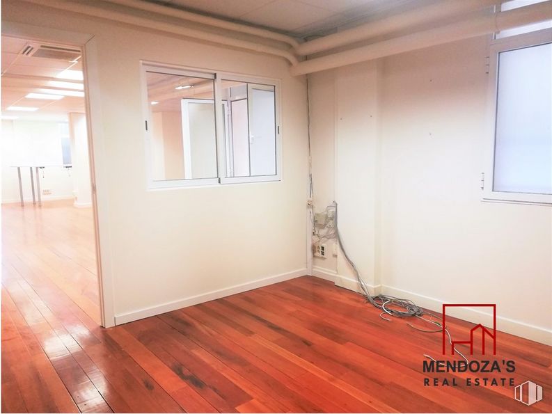 Oficina en venta en Calle Maldonado, Salamanca, Madrid, 28006 con ventana, madera, accesorio, diseño de interiores, arquitectura, suelo, piso, material de construcción, madera dura, entrada y bienes raíces alrededor