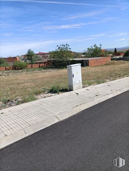 Suelo en venta en Calle Maestro, 11, Cabañas de la Sagra, Toledo, 45592 con cielo, nube, planta, superficie de la carretera, asfalto, árbol, lote de terreno, hierba, alquitrán y zona residencial alrededor