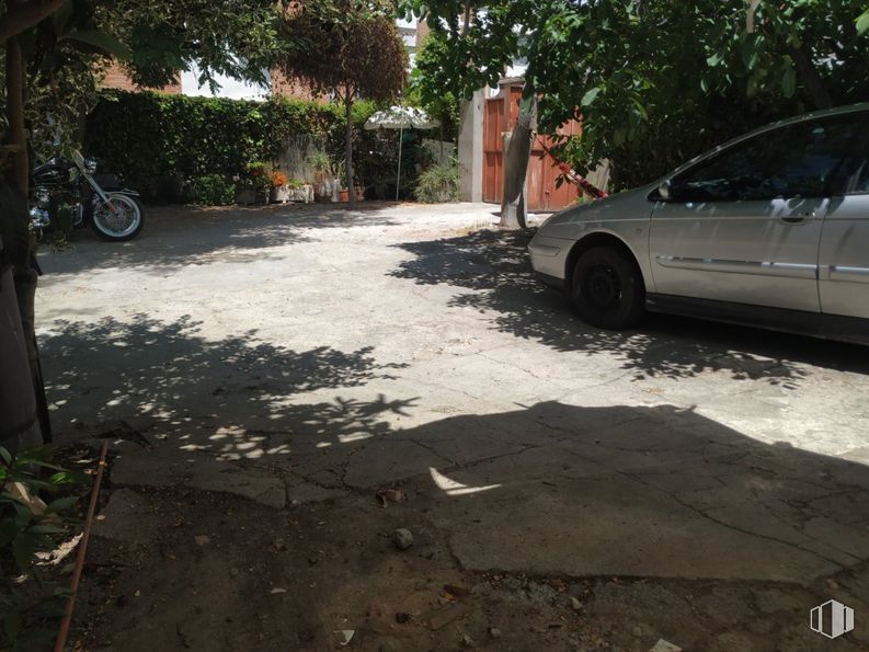 Suelo en venta en Camino Viejo de Vicálvaro, Vicálvaro, Madrid, 28032 con rueda, coche, bicicleta, neumático, vehículo terrestre, planta, propiedad, vehículo, neumático automotriz y árbol alrededor