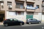 Retail for sale & for rent at Calle Illescas, 13, Yuncos, Toledo, 45210 with car, tire, window, wheel, automotive parking light, land vehicle, vehicle, building, property and automotive tire around