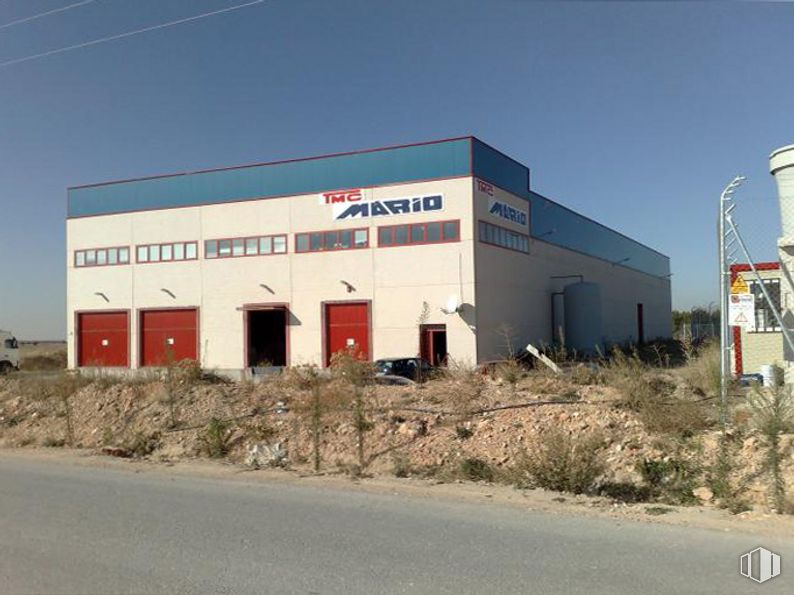 Industrial for sale at Carretera de Yepes a Ocaña, Ocaña, Toledo, 45300 with building, sky, property, plant, window, fixture, asphalt, gas, facade and landscape around