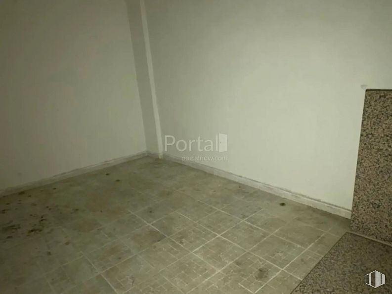 Local en venta en Calle Manzanar, Recas, Toledo, 45211 con madera, suelos, suelo, madera dura, tintes y matices, material compuesto, rectángulo, casa, hormigón y material de construcción alrededor