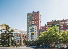 Office for rent at Edificio Lima, Paseo Castellana, 140, Chamartín, Madrid, 28046 with building, sky, daytime, plant, window, tower block, tree, condominium, urban design and cityscape around