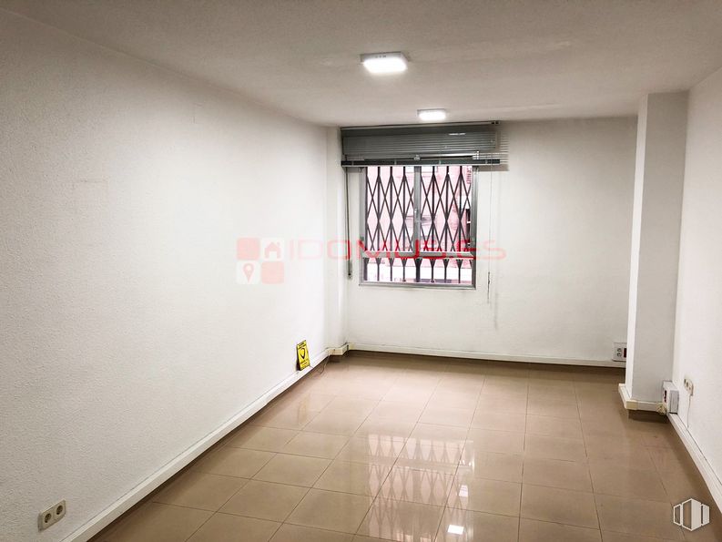 Oficina en alquiler en Paseo de la Estación, Alcalá de Henares, Madrid, 28804 con ventana, edificio, accesorio, madera, diseño de interiores, suelo, mediante, piso, pintura y techo alrededor