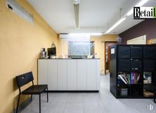 Oficina en alquiler y venta en Calle Montera, Centro, Madrid, 28013 con ebanistería, silla, propiedad, mueble, edificio, interiorismo, alumbrado, suelos, planta de interior y encimera alrededor