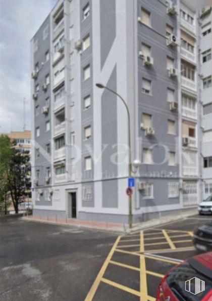 Local en venta en Calle Oviedo, 5, Móstoles, Madrid, 28934 con edificio, coche, ventana, vehículo, bloque de pisos, diseño urbano, superficie de la carretera, condominio, barrio y zona residencial alrededor