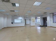 Office for sale & for rent at Avenida Pío XII, Chamartín, Madrid, 28016 with window, hall, interior design, fixture, floor, flooring, building, ceiling, event and room around