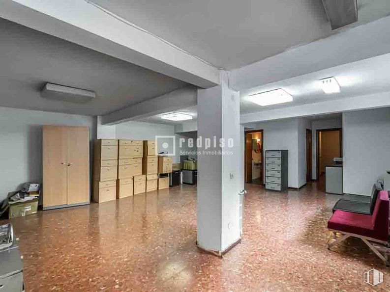 Oficina en venta en Calle Cristóbal Bordíu, Chamberí, Madrid, 28003 con mueble, edificio, hall, arquitectura, accesorio, suelo, suelos, pared, inmobiliario y techo alrededor