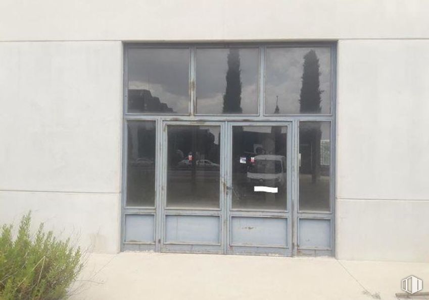 Industrial for sale at Carretera Villarrubia, Noblejas, Toledo, 45350 with door, window, building, fixture, plant, facade, automotive exterior, composite material, wood and rectangle around