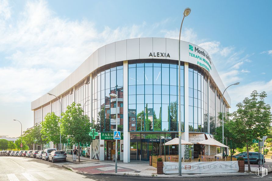 Oficina en venta en Calle Norias, 80, Majadahonda, Madrid, 28220 con edificio, cielo, nube, árbol, diseño urbano, fachada, casa, ciudad, edificio comercial y planta alrededor