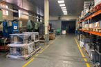 Industrial for sale at Zona industrial, Arganda del Rey, Madrid, 28500 with automotive tire, building, floor, motor vehicle, wood, mass production, automotive design, flooring, engineering and factory around