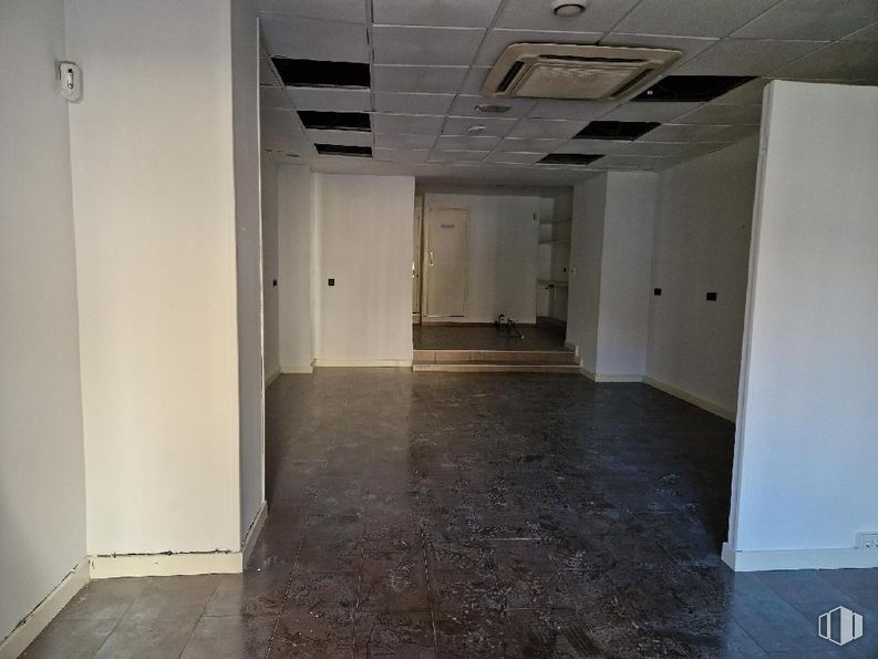 Local en venta en Zona Hospital de San José, Getafe, Madrid, 28901 con suelos, suelo, techo, material compuesto, suelo de baldosas, hall, plata, material de construcción, azulejo y sótano alrededor