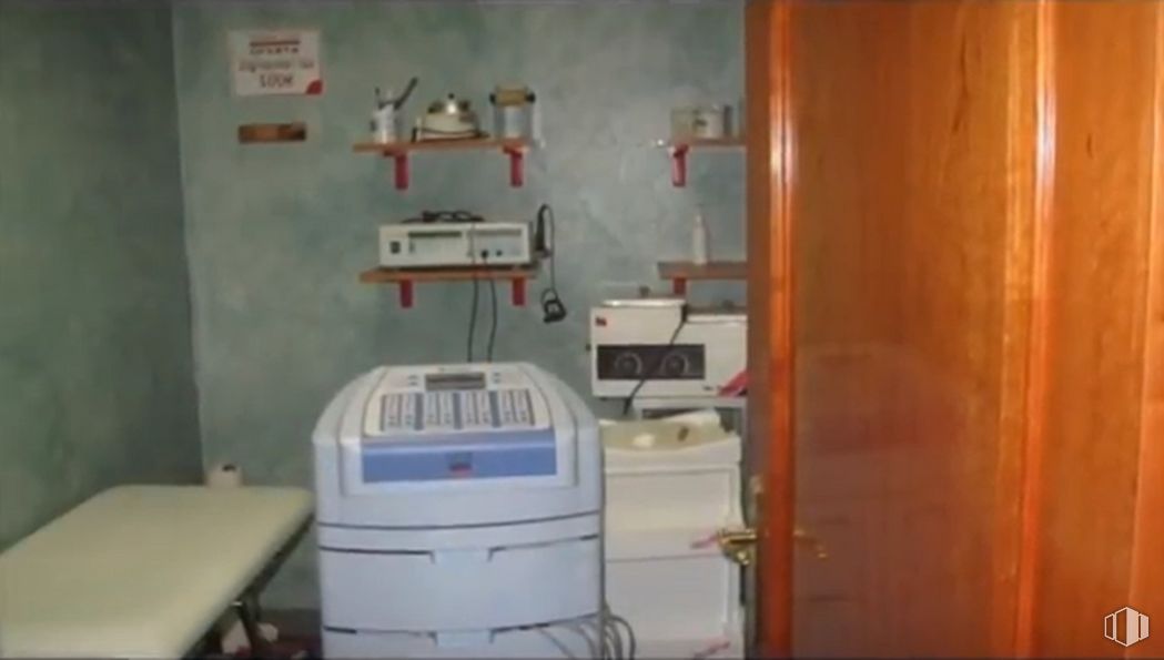 Local en alquiler en Calle Levante, 124, Rivas-Vaciamadrid, Madrid, 28529 con electrodoméstico, equipamiento médico, edificio, atención sanitaria, médico, gas, servicio, máquina, hospital y ciencia alrededor