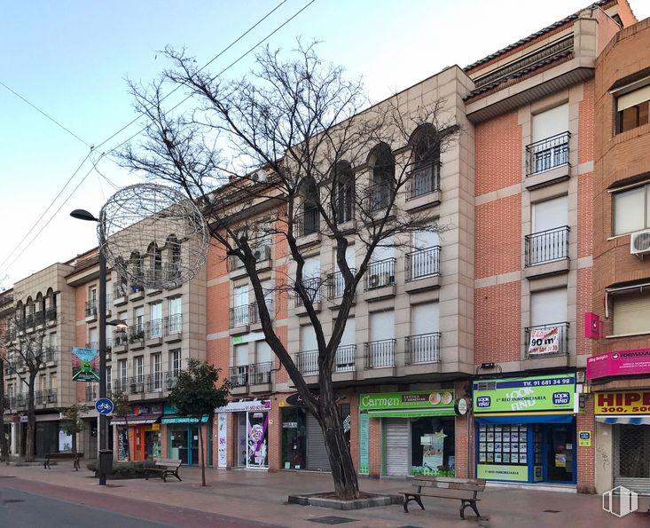 Oficina en alquiler en Calle Madrid, 98, Getafe, Madrid, 28902 con ventana, edificio, infraestructura, cielo, árbol, vecindario, diseño urbano, condominio, planta y barrio residencial alrededor