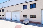 Industrial for sale & for rent at Calle Antonio Gaudí, 24, Mejorada del Campo, Madrid, 28840 with window, door, tire, property, building, wheel, blue, wood, asphalt and vehicle around