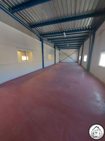 Industrial for sale at Camino Ciempozuelos, Seseña, Toledo, 45224 with window, architecture, floor, flooring, hall, wood, wall, shade, building and ceiling around