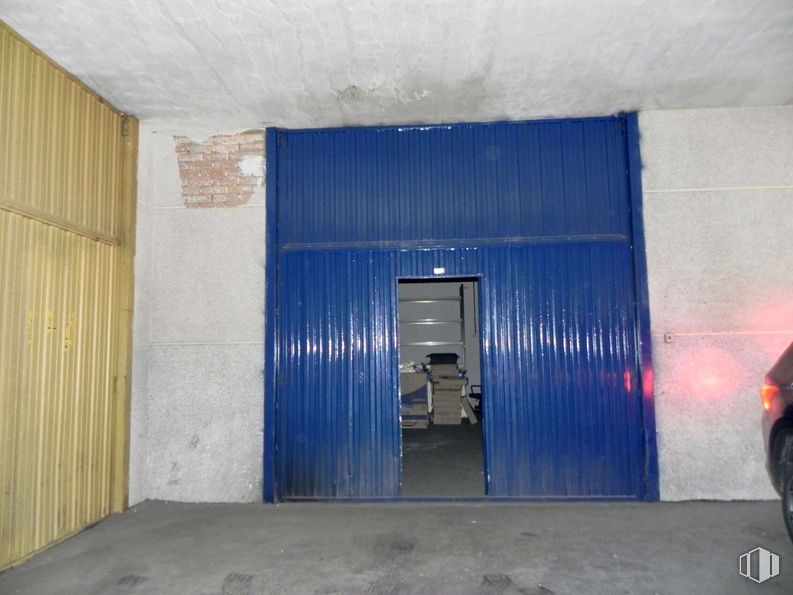 Oficina en venta en Edificio Auge III, Calle María Tubau, 4, Fuencarral - El Pardo, Madrid, 28050 con azul, accesorio, madera, material compuesto, gas, azul eléctrico, casa, tintes y matices, metal y hormigón alrededor