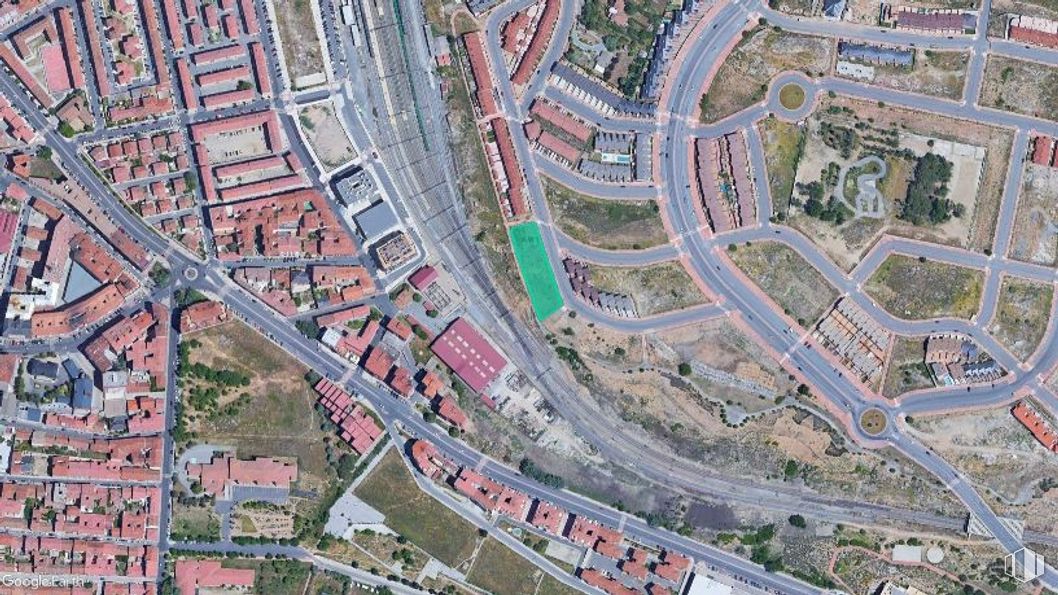 Land for sale at Calle Irlanda, s/n, Ávila, 05004 with bridge, infrastructure, land lot, urban design, thoroughfare, residential area, neighbourhood, line, landscape and road around