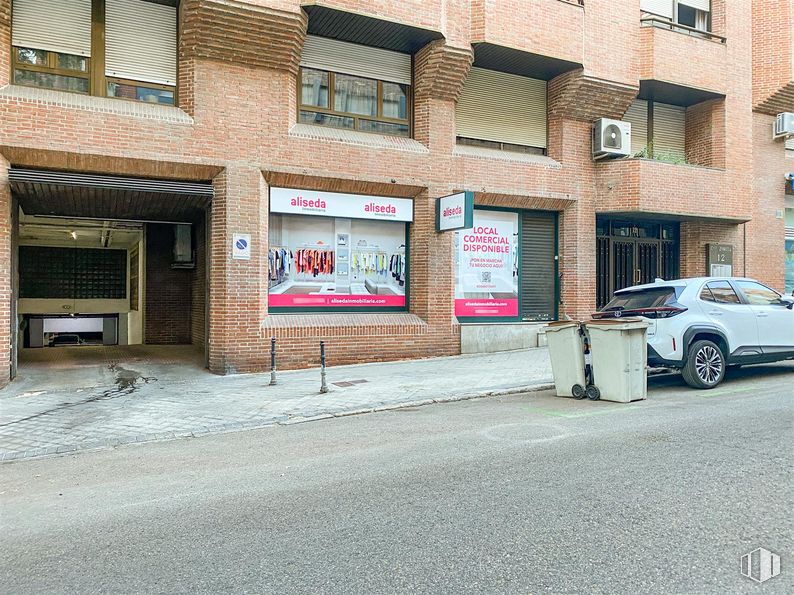 Local en venta en Calle Aviador Zorita, 12, Tetuán, Madrid, 28020 con coche, edificio, ventana, neumático, rueda, vehículo, superficie de la carretera, casa, asfalto y acera alrededor