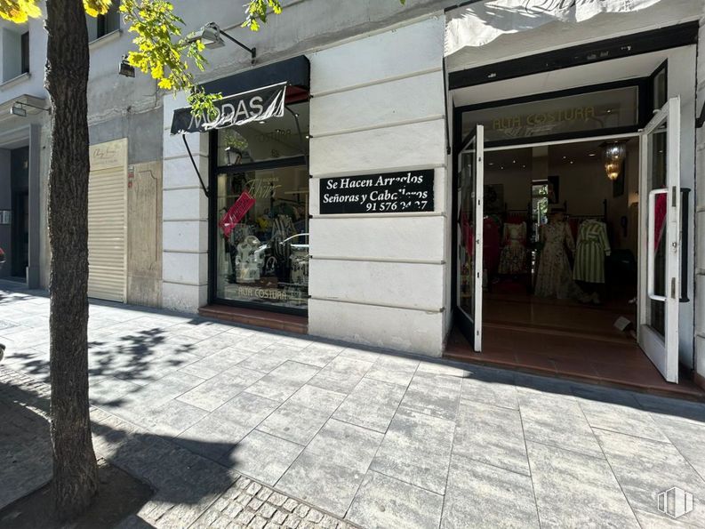 Local en alquiler en Calle Jorge Juan, Salamanca, Madrid, 28009 con superficie de la carretera, edificio, acera, ciudad, fachada, puerta, accesorio, tintes y matices, carretera y suelos alrededor