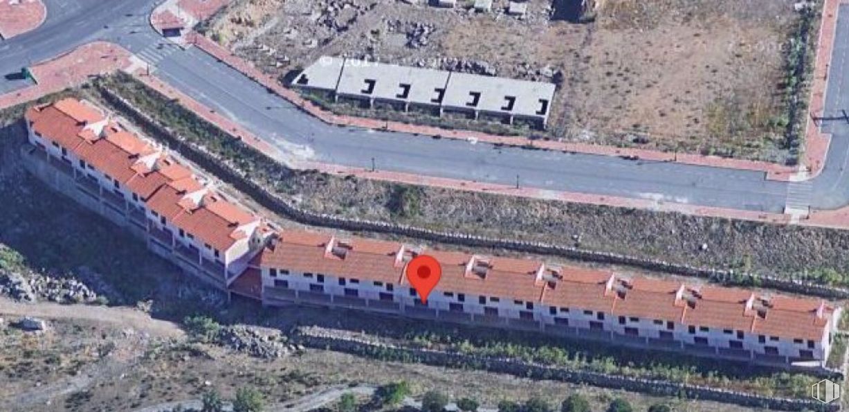 Land for sale at Calle Tiro de Pichón, 31, Ávila, 05004 with aerial photography and highway around