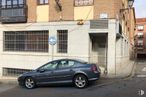 Retail for sale at Avenida Plaza de Toros, 12, Toledo, 45003 with wheel, car, window, building, tire, automotive parking light, land vehicle, vehicle, automotive tire and infrastructure around