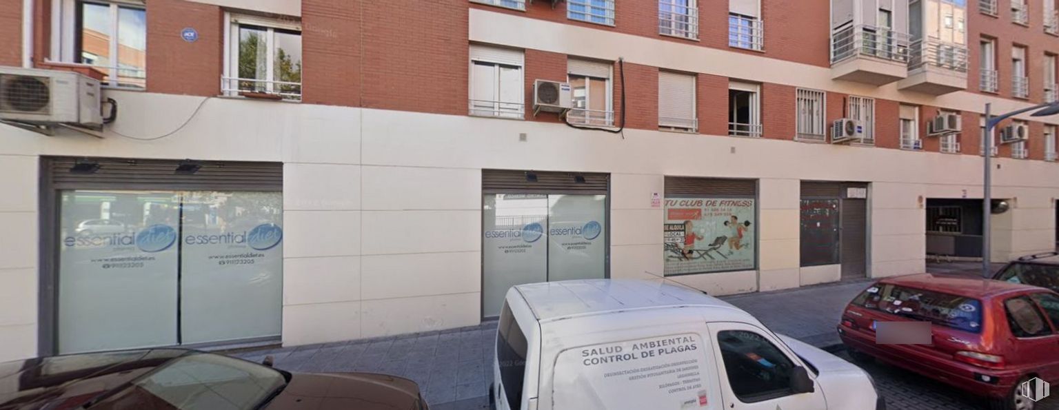 Local en alquiler en Zona centro, Alcorcón, Madrid, 28921 con coche, ventana, edificio, propiedad, vehículo, vehículo de motor, pared, exterior del automóvil, puerta del vehículo y fachada alrededor