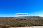 Land for sale at PI UZP 2.01 Desarrollo Este-Cañaveral, Vicálvaro, Madrid, 28052 with traffic sign, sky, plant, natural landscape, land lot, asphalt, horizon, plain, road and grass around