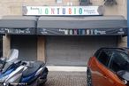 Industrial for sale at Calle Luis I, 60, Villa de Vallecas, Madrid, 28031 with wheel, motorcycle, tire, car, automotive parking light, vehicle, automotive lighting, automotive tire, motor vehicle and automotive design around