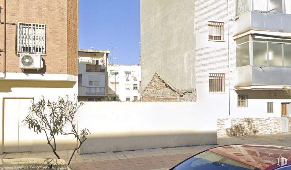 Suelo en venta en Calle Rayo, 35, Getafe, Madrid, 28904 con planta de interior, día, fotografía, propiedad, edificio, ventana, planta, cielo, coche y azur alrededor