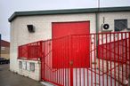 Industrial for rent at Calle Físicas, 35, Alcorcón, Madrid, 28923 with door, window, red, gate, composite material, metal, iron, fence, concrete and building material around