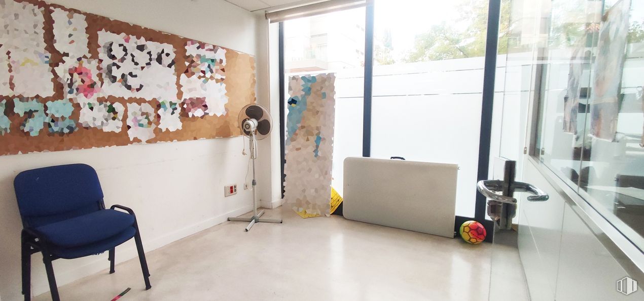 Local en alquiler y venta en Calle Francisco Suárez, Chamartín, Madrid, 28036 con silla, alumbrado, equipaje y bolsos, madera, edificio, diseño de interiores, pavimento, piso, madera y arte alrededor