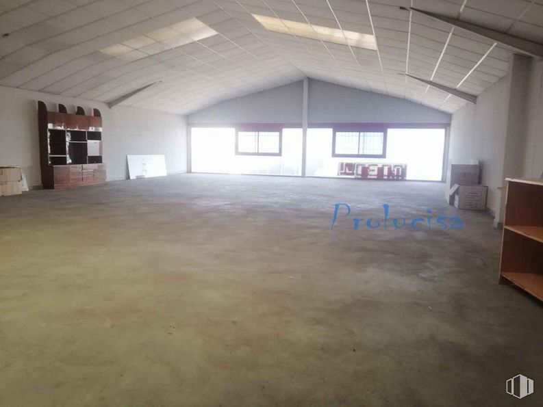 Nave en venta en Zona industrial, Moraleja de Enmedio, Madrid, 28950 con mueble, ventana, pasillo, accesorio, madera, edificio, suelo, piso, techo y hormigón alrededor