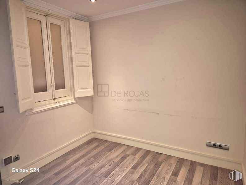 Office for rent at Calle Serrano, Salamanca, Madrid, 28006 with flooring, floor, wood, wood flooring, interior design, brown, room, ceiling, laminate flooring and apartment around