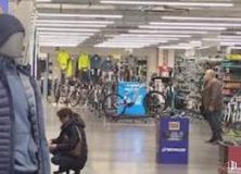 Industrial for rent at Madrid Zona Norte, Pozuelo de Alarcón, Madrid, 28224 with clothing, pants, person, retail, customer and cleanliness around